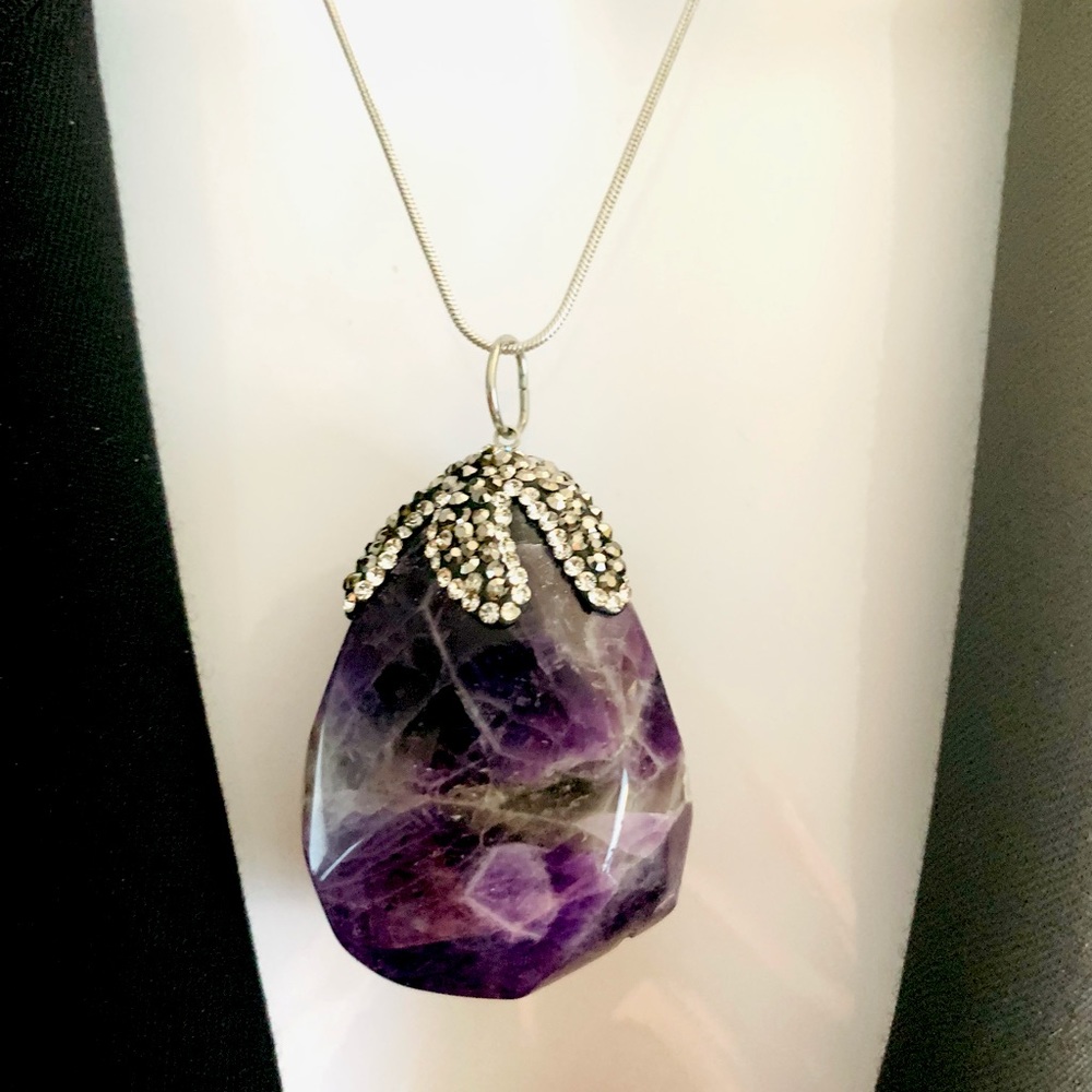 Gorgeous large size purple color natural amethyst stone pendant necklace & chain